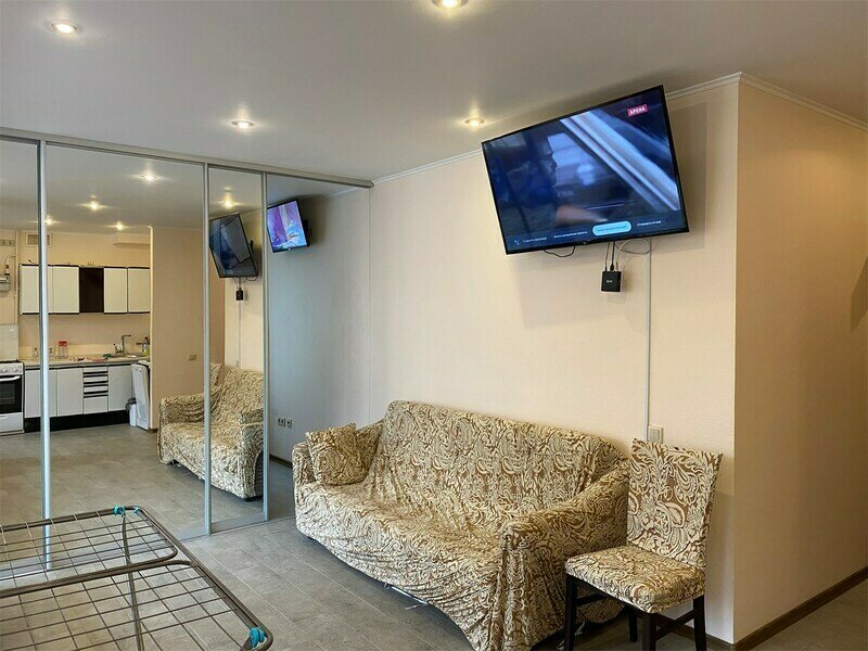 Апартаменты 3-местный 2-комнатный (на Коллективной 4.12)опог