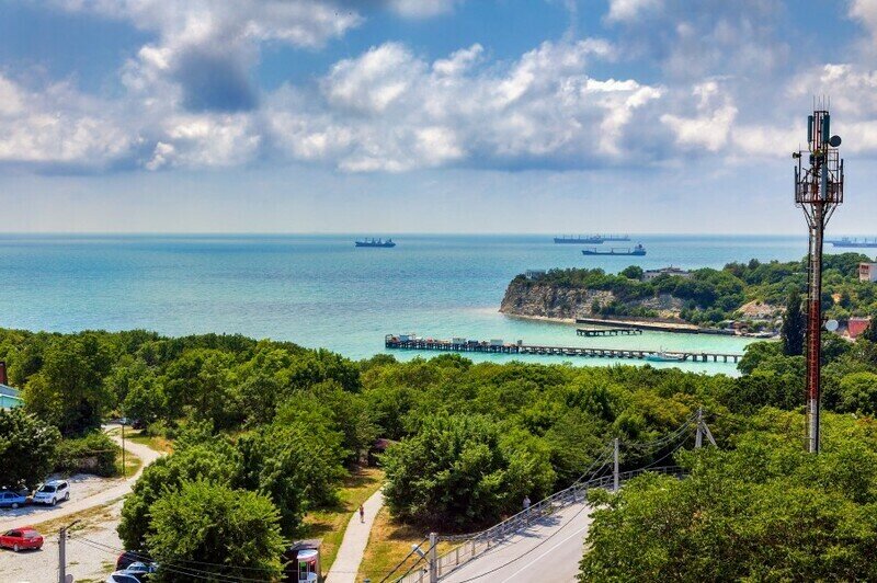 Апартаменты 6-местные 3-комнатные (с 2-мя спальнями и видом на море)