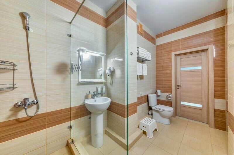 Апартаменты 6-местные 3-комнатные (с 2-мя спальнями и видом на море)