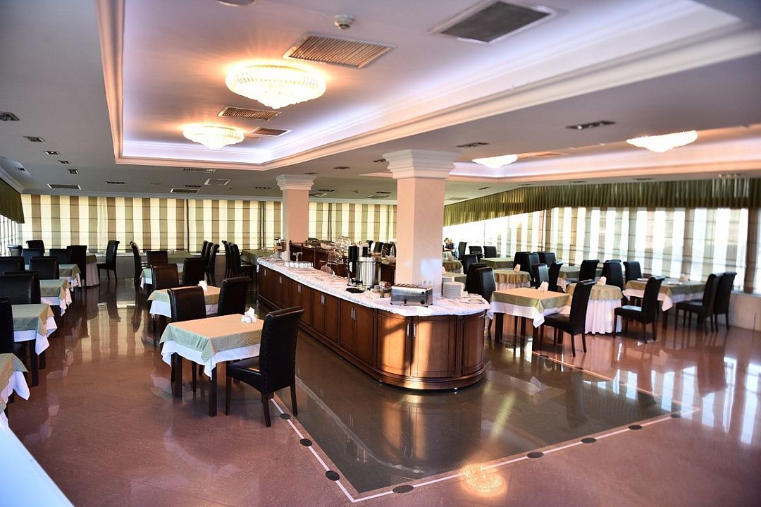 4241305997e9049e43b | Era Palace, Аджария