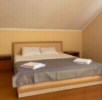 Улучшенный 4-местный с двумя двуспальными кроватями и собственной кухней, Гостиница Астра, Анапа