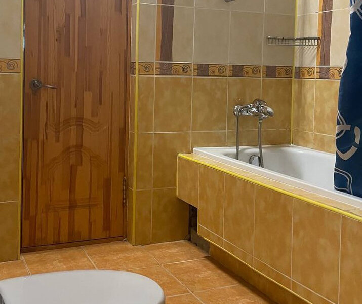 Улучшенный 4-местный (2 двухспальные кровати и кухня)