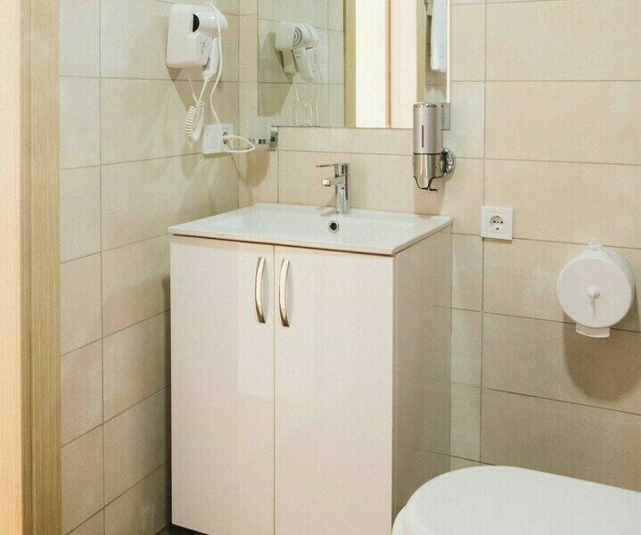 Standard 2-местный (с видом на море/бассейн)