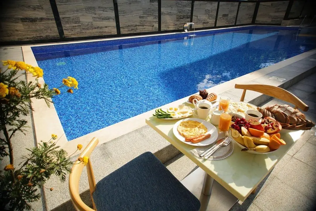 Бассейн | Chveni Ezo Boutique Hotel, Аджария