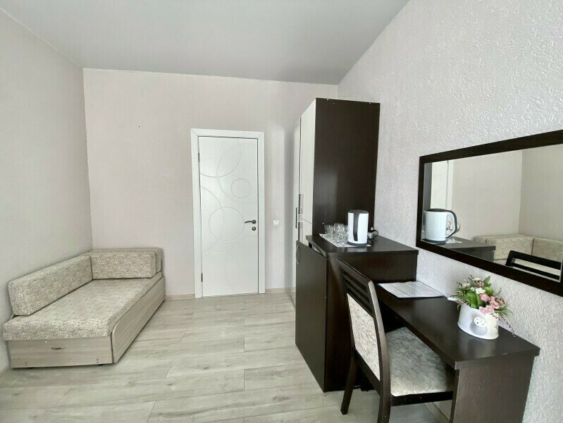 Комфорт Улучшенный 2-местный (с кроватью King Size и 2-мя доп. местами)