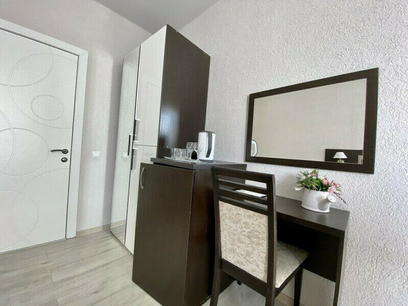 Комфорт Улучшенный 2-местный (с кроватью King Size и 2-мя доп. местами)