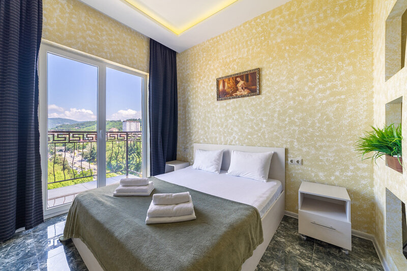 Студио 3-местный (192-1)