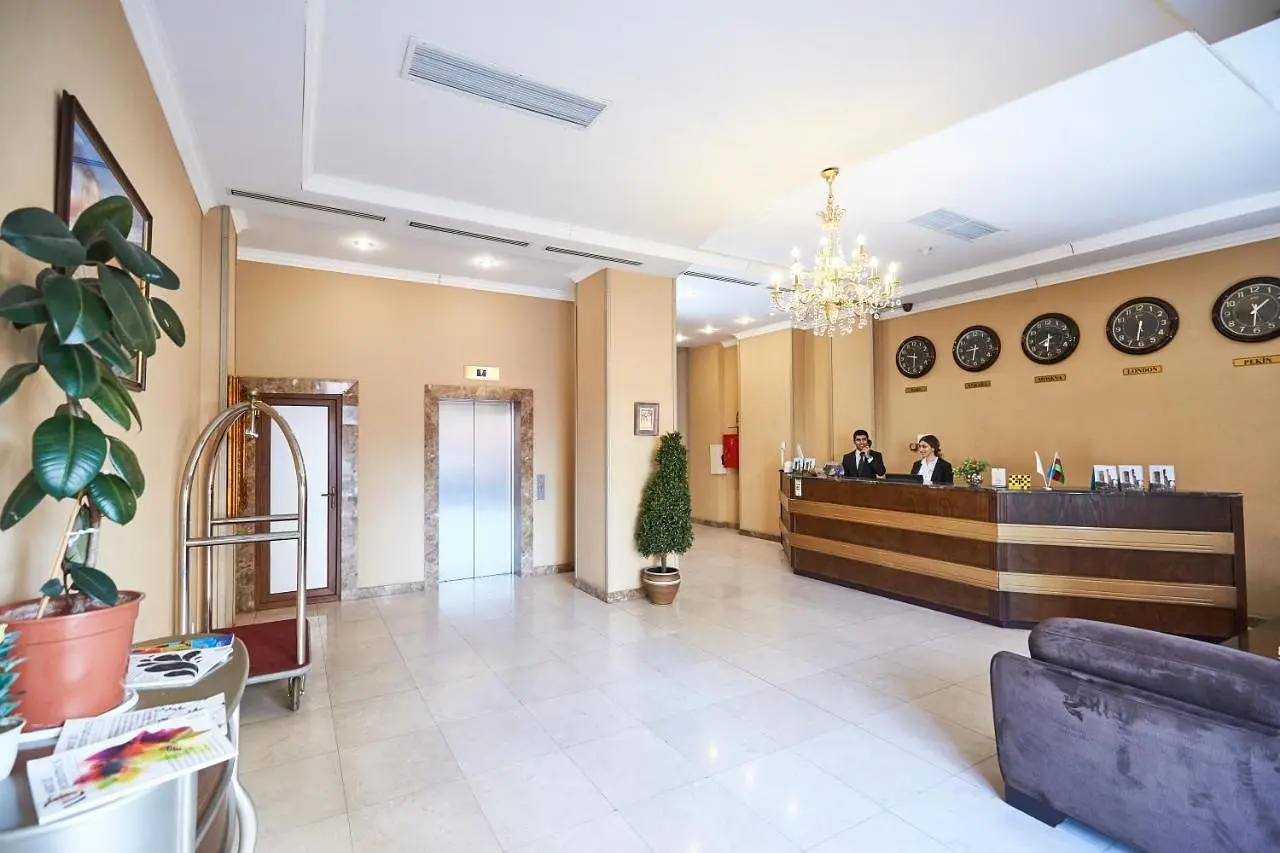 Ресепшн | Smith Hotel, Бакинский экономический округ