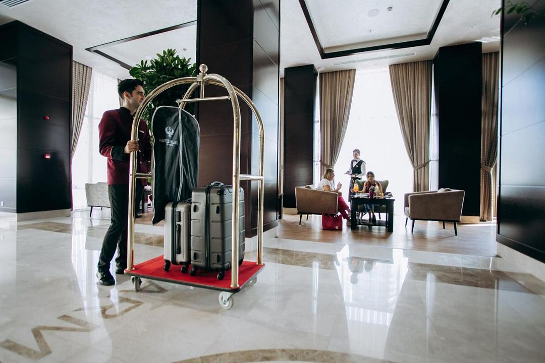 Холл | Harmony Hotel, Бакинский экономический округ