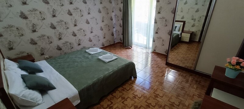 Семейный 6-местный 3-комнатный