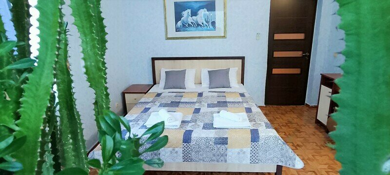 Семейный 6-местный 3-комнатный (с балконом)