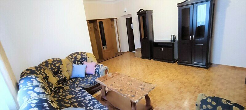 Семейный 6-местный 3-комнатный (с балконом)