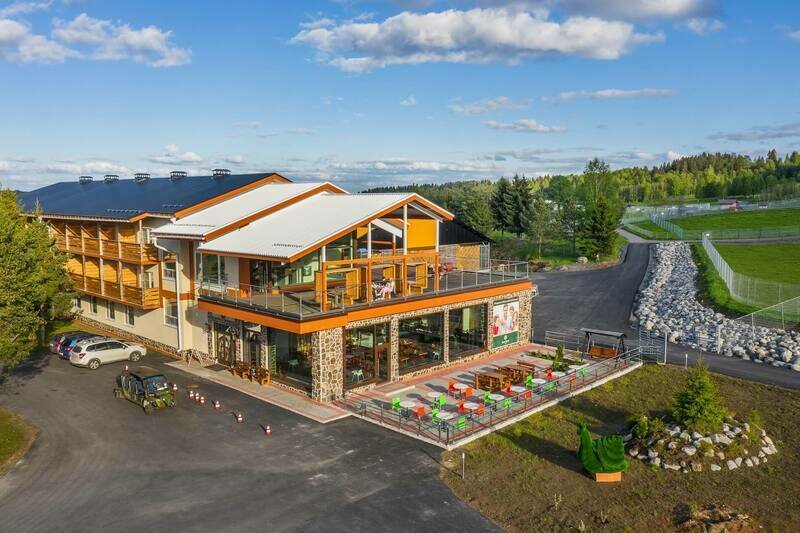 Курортный комплекс Чёрные камни, Республика Карелия, поселок Киркколахти Сортавала поселок Рюттю поселок Рускеала Вяртсиля Сортавальский район