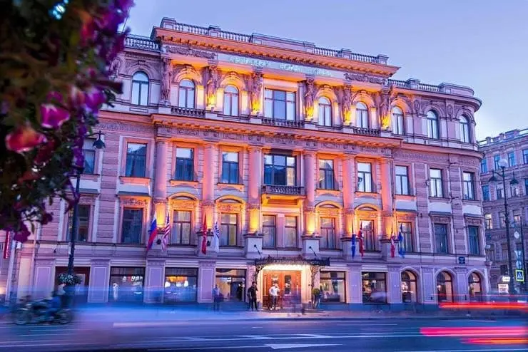 Фасад | Radisson Royal Hotel St. Petersburg, Ленинградская область