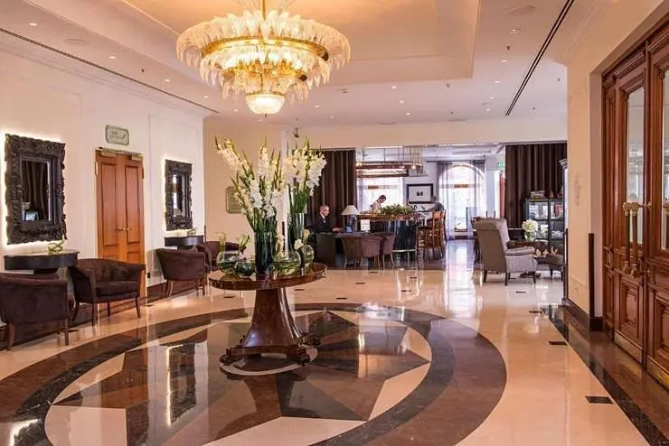 Холл | Radisson Royal Hotel St. Petersburg, Ленинградская область