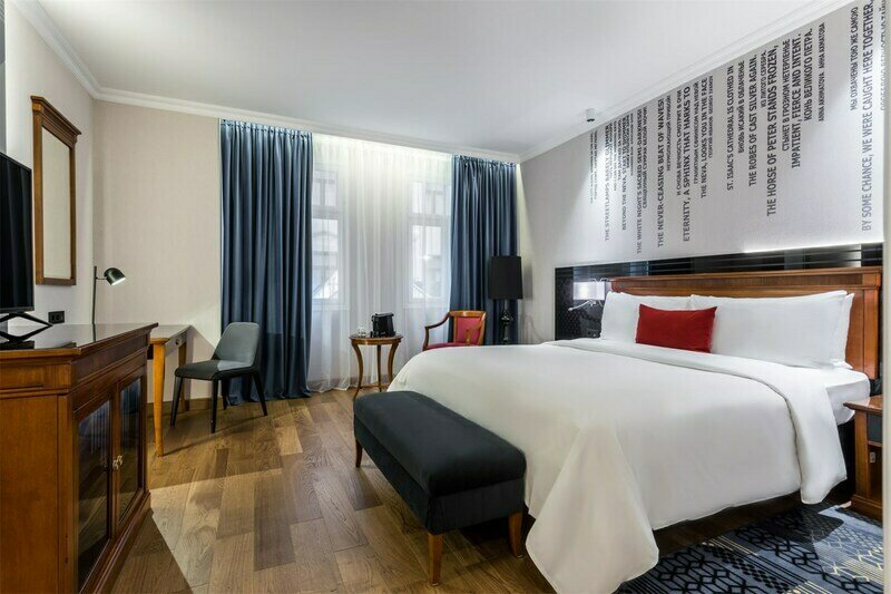 Делюкс Премиум 2-местный (DBL с видом на атриум)