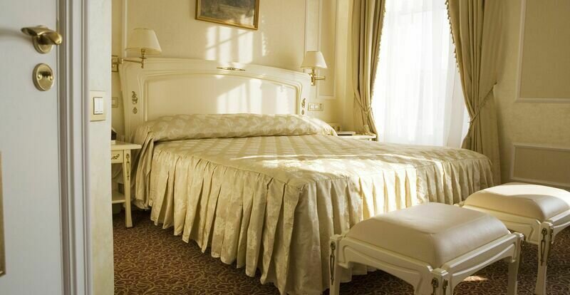 Представительский 2-местный 3-комнатный