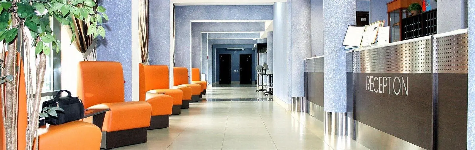 Лобби | East Time Hotel , Минская область