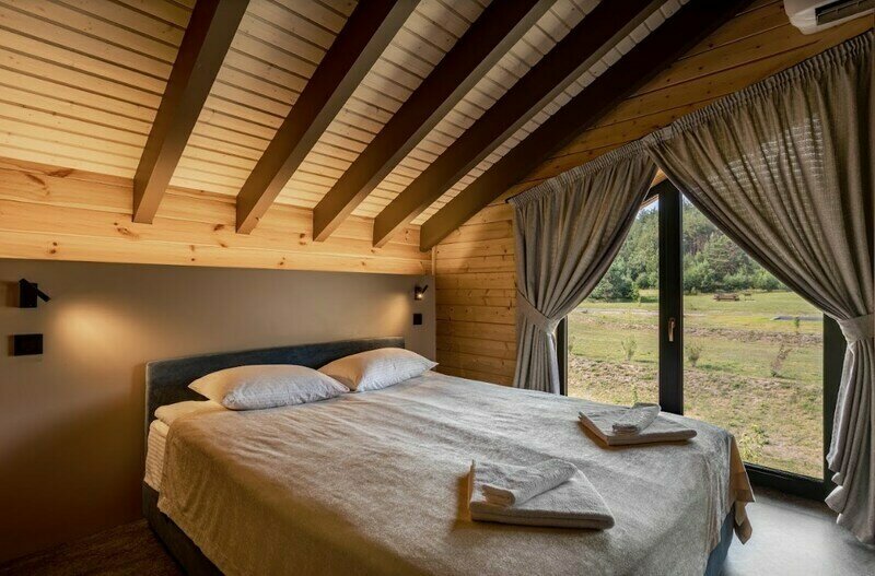 Коттедж 6-местный 3-комнатный Люкс