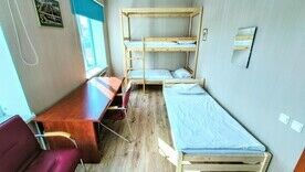 Трёхместная комната с односпальной и двухярусной кроватями с электронным замком, Хостел Невский, Калининград