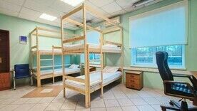 Семейная большая 4х местная комната с 2мя 2х ярусными кроватями, Хостел Невский, Калининград