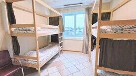 Кровать в общей 4х местной комнате с 2 двухярусными кроватями и электронным замком, Хостел Невский, Калининград