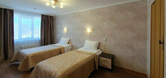 2-местный 2-комнатный (с двумя 1-спальными кроватями)