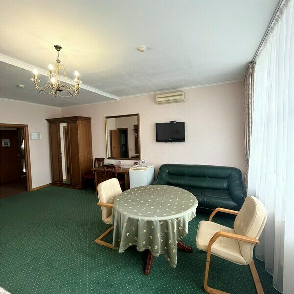 Стандартный 3-местный