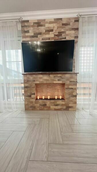 Апартаменты (с видом на горы)