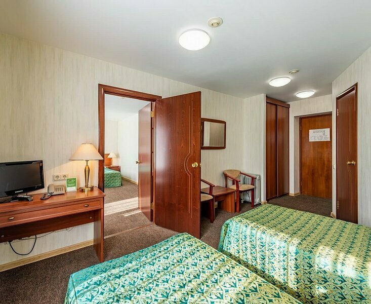 Люкс 2-комнатный (семейный)