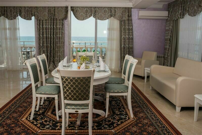 Люкс Гранд 2-местный 3-комнатный