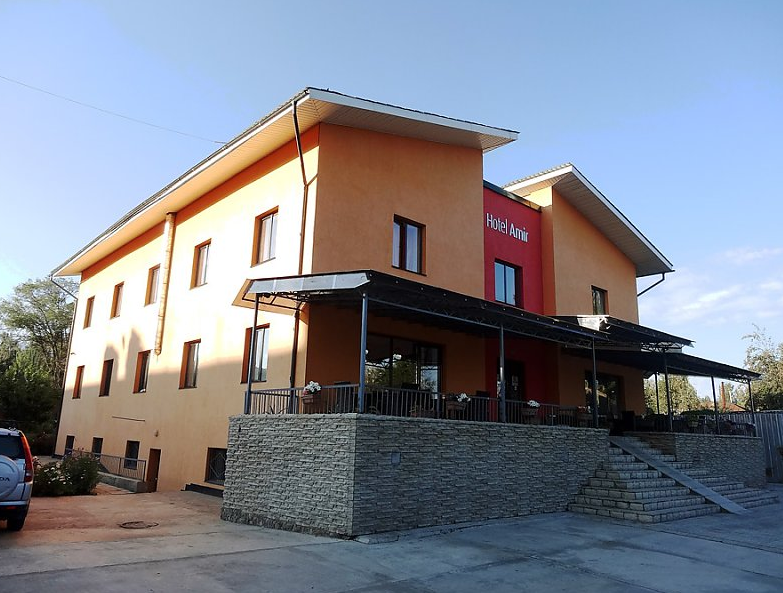 Гостиница Амир, Каракол, Иссык-Кульская область