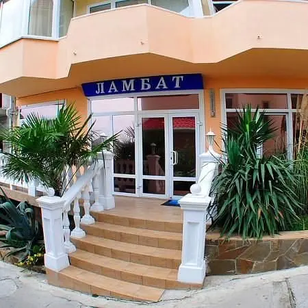 Курортный отель Ламбат, Утес, Крым