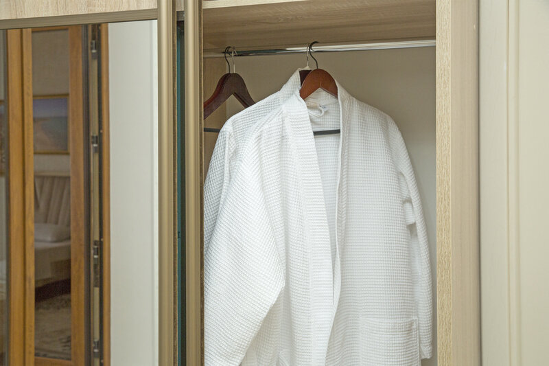 Люкс 2-местный 2-комнатный (с панорамным видом)