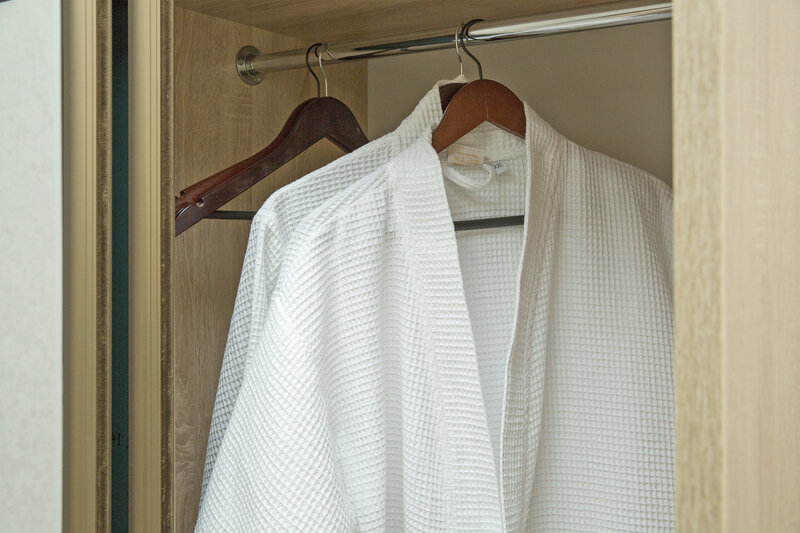 Люкс 2-местный 2-комнатный (с панорамным видом)