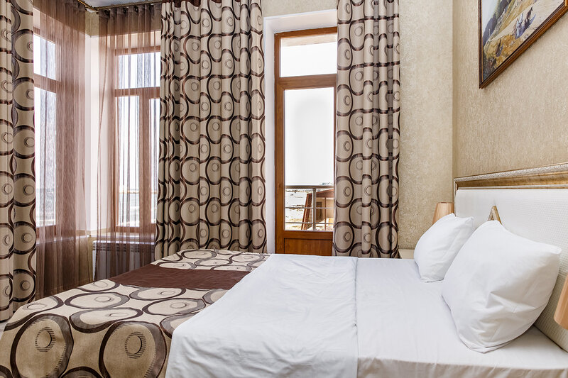 Семейный 2-местный (+ 2 доп. места для детей)