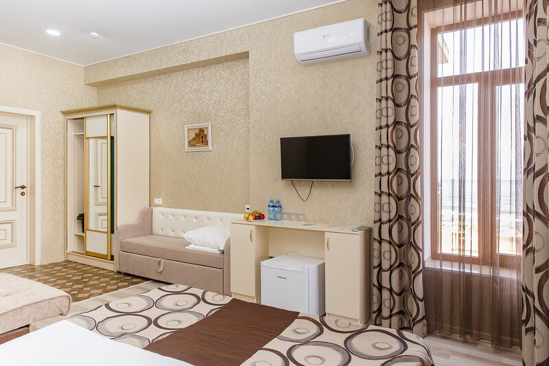 Семейный 2-местный (+ 2 доп. места для детей)