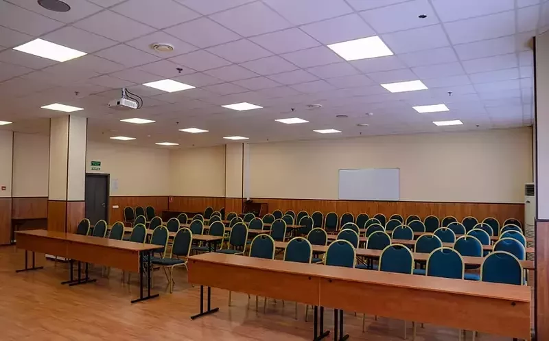 Конференц-зал «Изумруд»