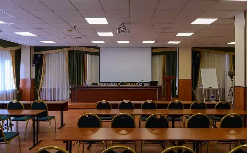 Конференц-зал «Изумруд»
