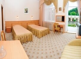 Стандартный 2-местный 2-комнатный 1 категории корп. 4 (1к2м2к4), Санаторий Нарзан, Кисловодск