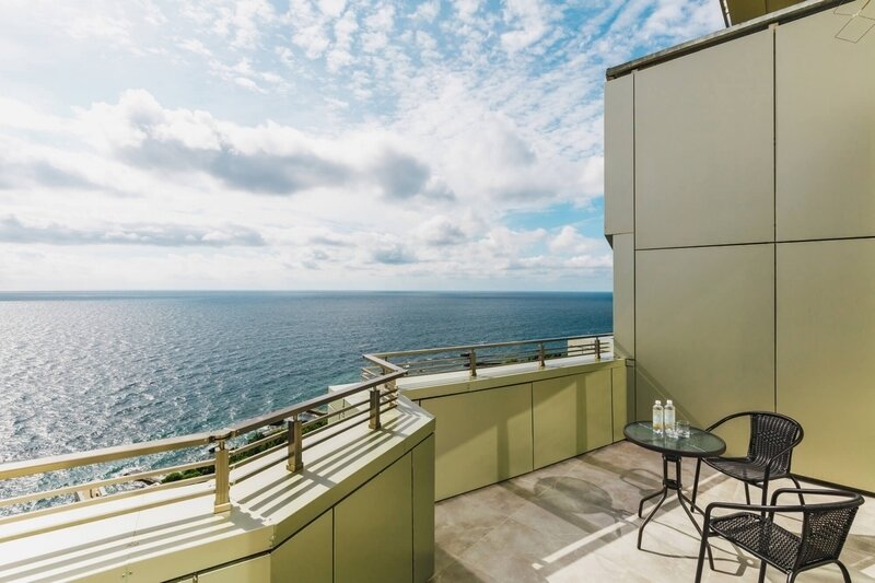 Делюкс 2-местный 1-комнатный (главный корпус, с на видом море)