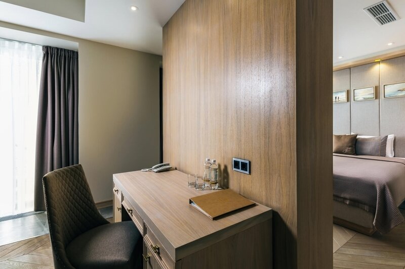 Делюкс 2-местный 1-комнатный (главный корпус, с на видом море)