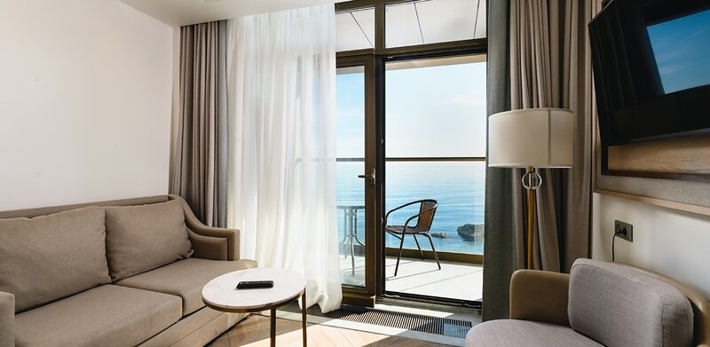 Люкс Премиум 2-местный 2-комнатный (корпус Прибрежный)