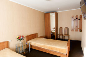 «Стандарт Комфорт» с двумя раздельными кроватями №7, Гостиничный комплекс Дон Кихот, Тольятти