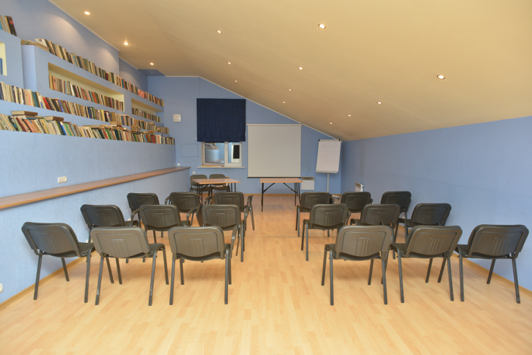 Малый конференц-зал, многофункциональный корпус (МКЗ МФК)