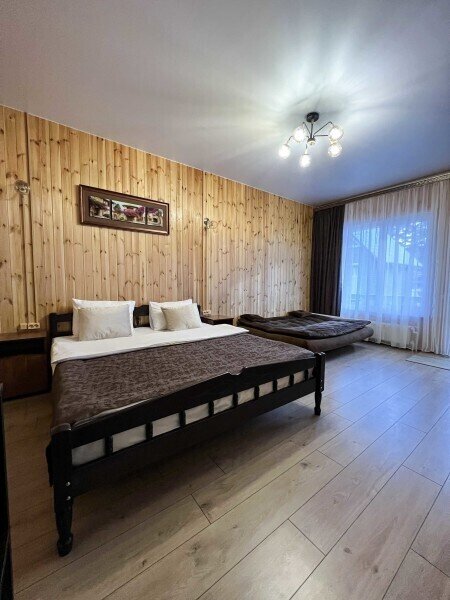 Семейный Люкс 8-местный 2-комнатный 1-категории