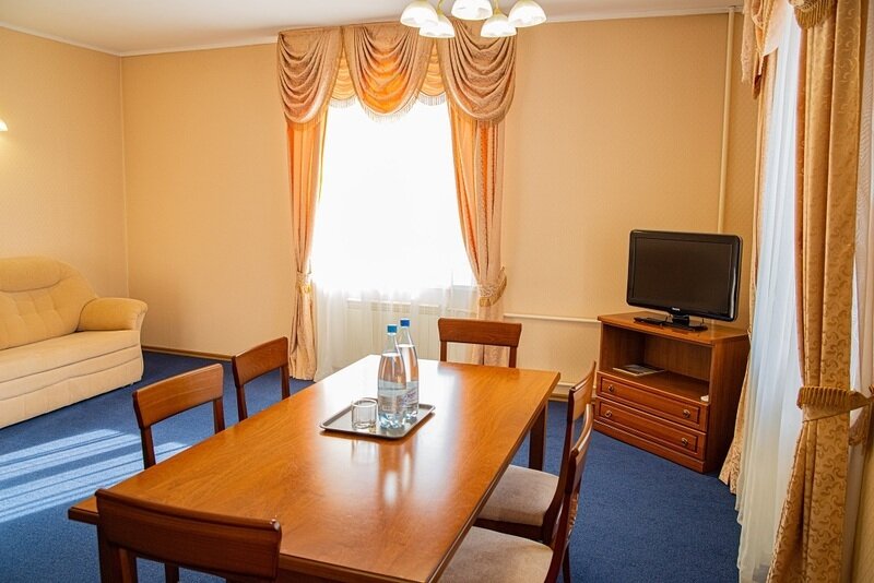 Люкс 2-местный 2-комнатный (Высшая категория D)