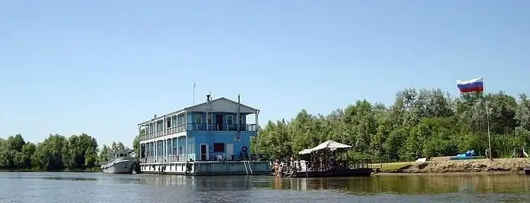Плавучая гостиница Серебряная Дельта, Камызякский район, Астраханская область