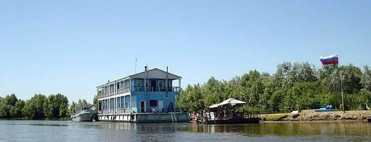 Плавучая гостиница Серебряная Дельта, Камызякский район, Астраханская область