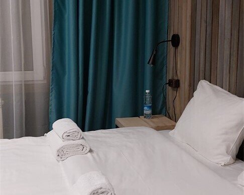 Стандартный 3-местный (2 этаж) вид на вулкан